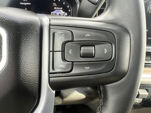 Used 2025 GMC Sierra 1500 Elevation image 23