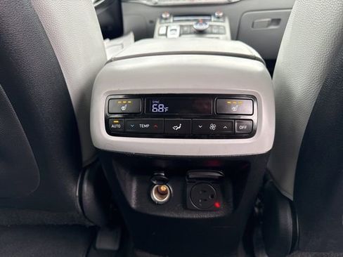 Used 2022 Hyundai Palisade SEL w/ 8P Bench Seat Package image 32
