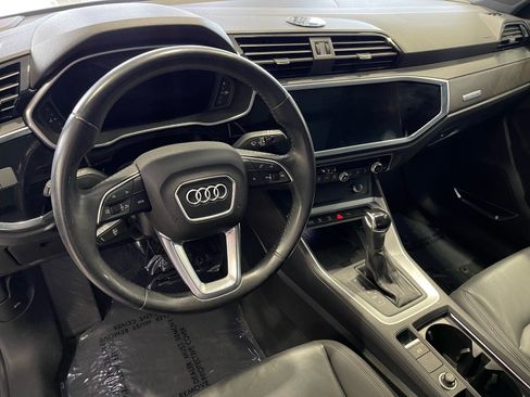 Used 2019 Audi Q3 2.0T Premium Plus w/ Premium Plus Package AWD/4WD image 28