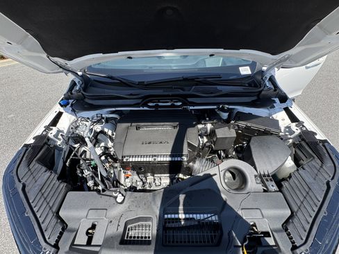 Certified 2025 Honda Pilot Black Edition image 34