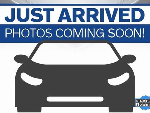 Used 2025 Nissan Versa SR image 1