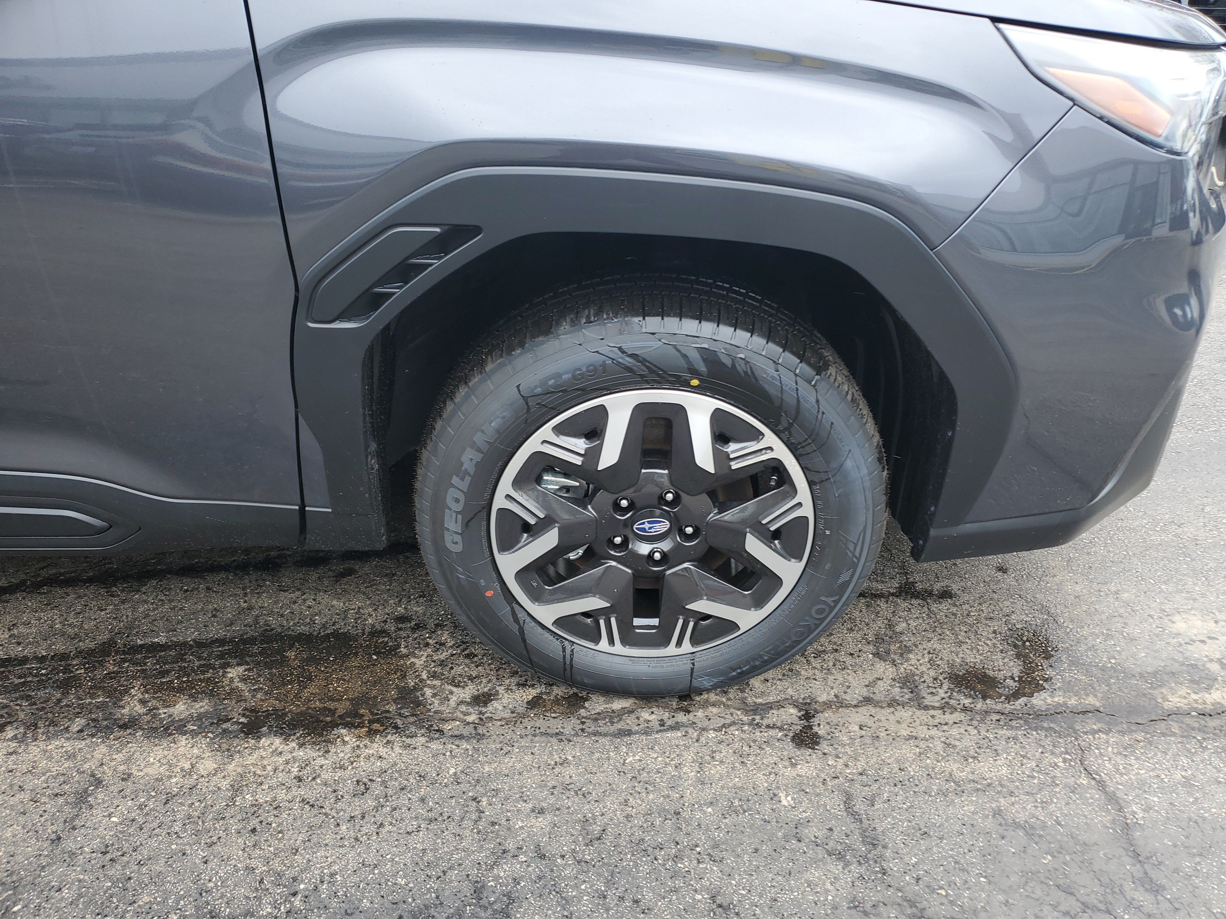 Used 2026 Subaru Forester Premium AWD/4WD image 5