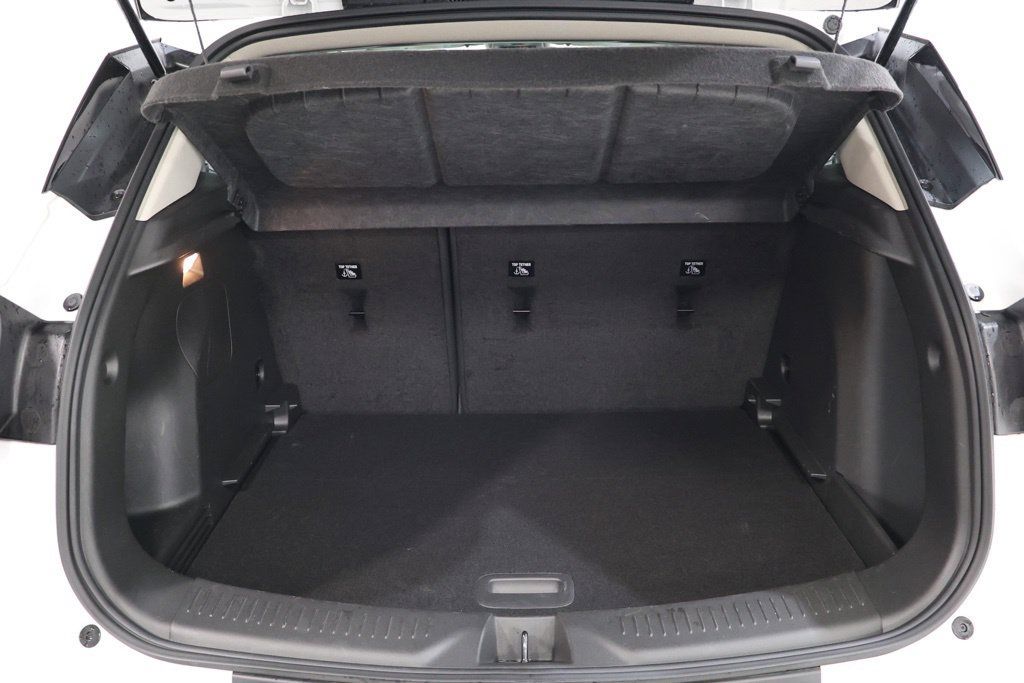 Used 2023 Buick Encore GX Preferred w/ Cold Weather Comfort Package FWD image 31