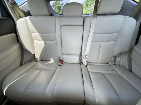 Used 2018 Nissan Murano Platinum w/ Cargo Package FWD image 16