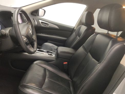 Used 2018 Nissan Pathfinder SL AWD/4WD image 17