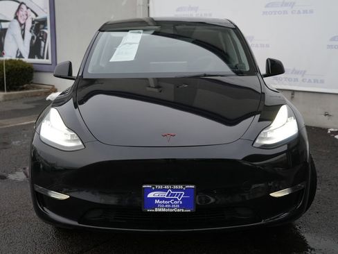 Used 2023 Tesla Model Y Long Range image 5