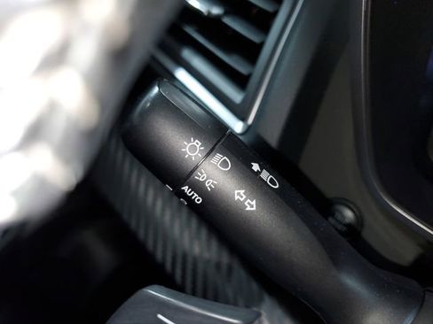 Used 2025 Subaru Ascent Premium image 16