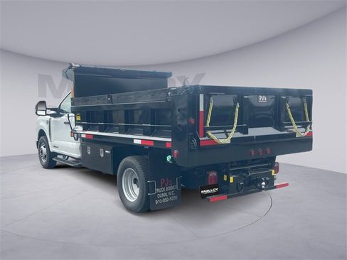 Used 2024 Ford F350 XL w/ XL Chrome Package image 5