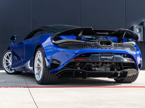 Used 2026 McLaren 750S RWD image 7