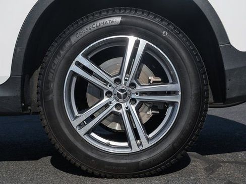 Used 2022 Mercedes-Benz GLC 300 4MATIC image 19