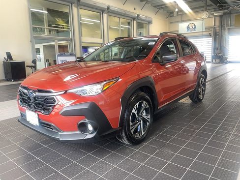 Used 2025 Subaru Crosstrek 2.0i Premium AWD/4WD image 3