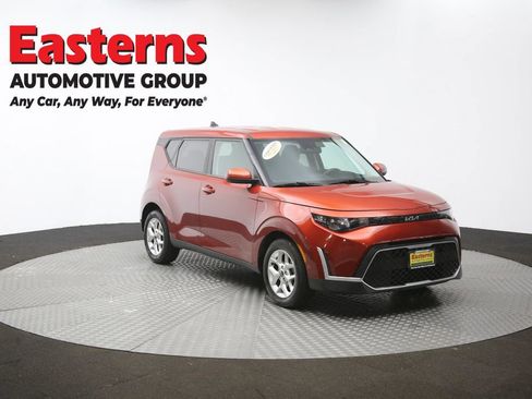 Used 2023 Kia Soul LX w/ Option Group 015 FWD image 50
