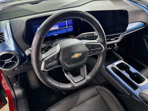 Used 2024 Chevrolet Equinox EV LT FWD image 12