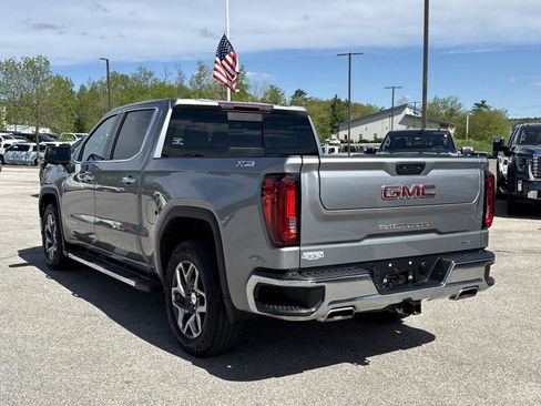 Used 2023 GMC Sierra 1500 SLT w/ SLT Premium Package AWD/4WD image 10