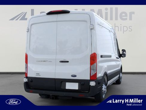 New 2025 Ford Transit 250 image 8