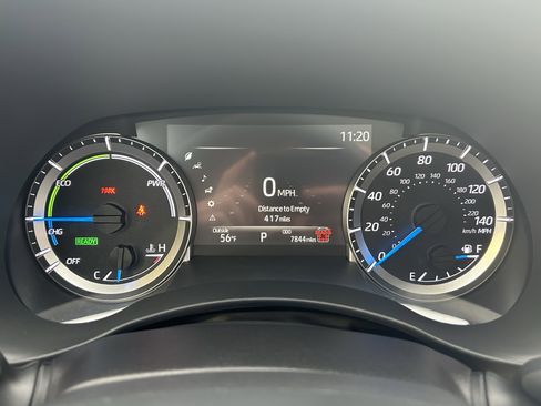 Used 2025 Toyota Highlander XLE image 27