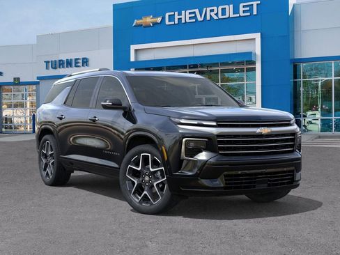 New 2026 Chevrolet Traverse High Country w/ LPO, Floor Liner Package AWD/4WD image 7
