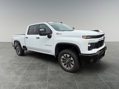 New 2026 Chevrolet Silverado 2500 Custom w/ Custom Value Package AWD/4WD image 7