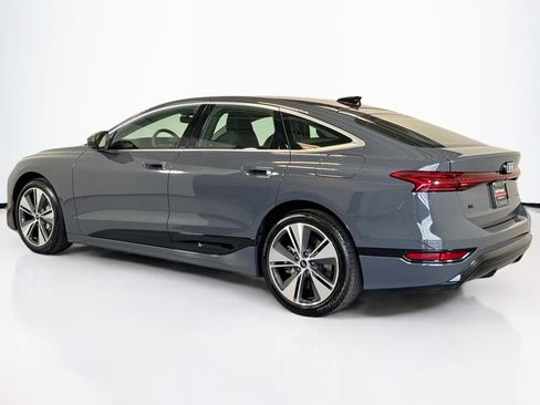 Used 2025 Audi A6 e-tron Premium Plus w/ Premium Plus image 7