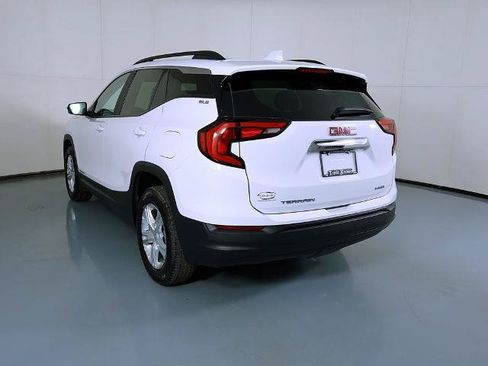 Used 2021 GMC Terrain SLE w/ Driver Convenience Package AWD/4WD image 5
