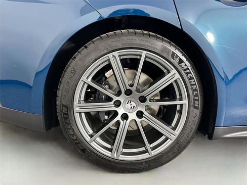 Used 2026 Porsche Panamera 4 AWD/4WD image 13