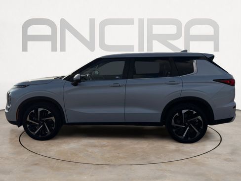 Used 2024 Mitsubishi Outlander SE image 7