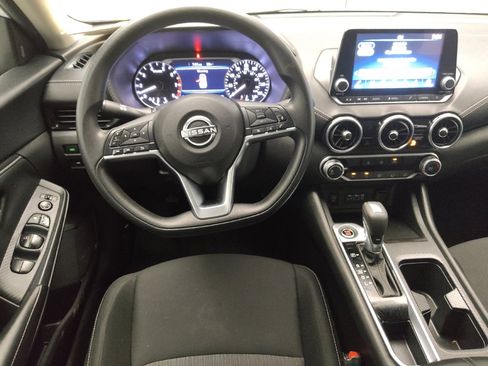 Used 2024 Nissan Sentra SV FWD image 22