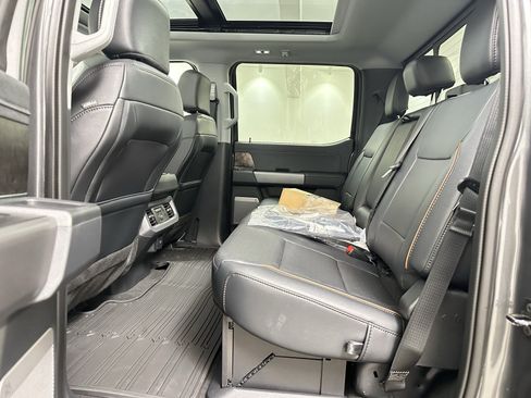 New 2025 Ford F350 Lariat w/ Lariat Ultimate Package image 20
