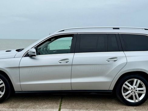 Used 2016 Mercedes-Benz GL 450 4MATIC image 8