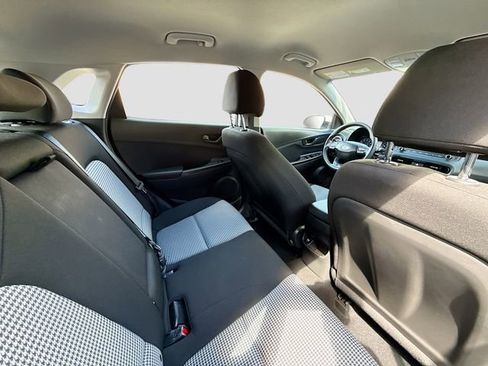 Certified 2023 Hyundai Kona SE image 25