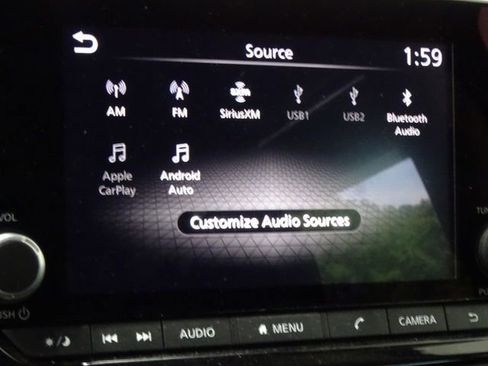 Used 2024 Nissan Pathfinder SV AWD/4WD image 32
