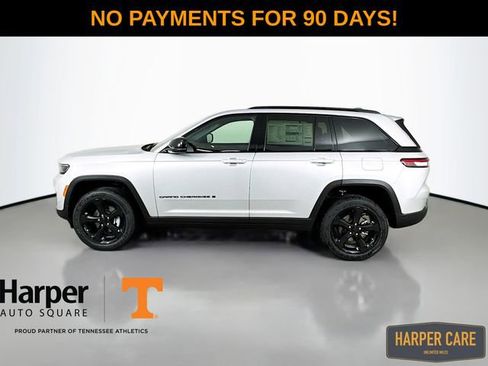 New 2025 Jeep Grand Cherokee Altitude image 10