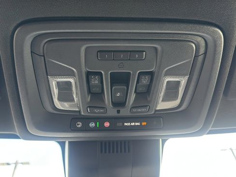 Used 2024 Chevrolet Silverado 1500 ZR2 w/ Technology Package image 42