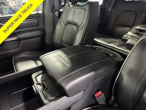 Used 2020 RAM 1500 Limited w/ Black Appearance Package AWD/4WD image 26