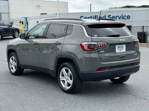Used 2023 Jeep Compass Latitude AWD/4WD image 11