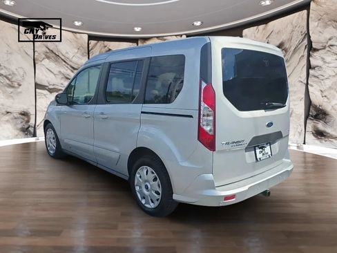 Used 2016 Ford Transit Connect XLT FWD image 7