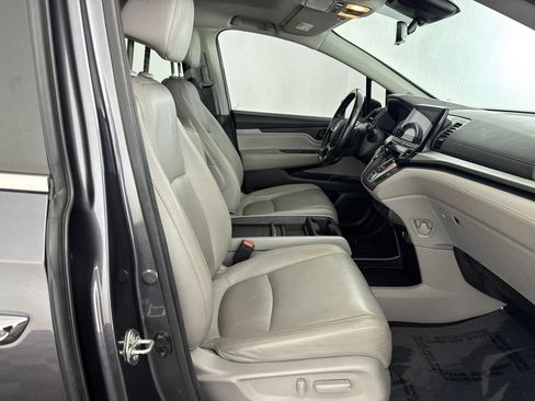 Used 2018 Honda Odyssey Touring image 22