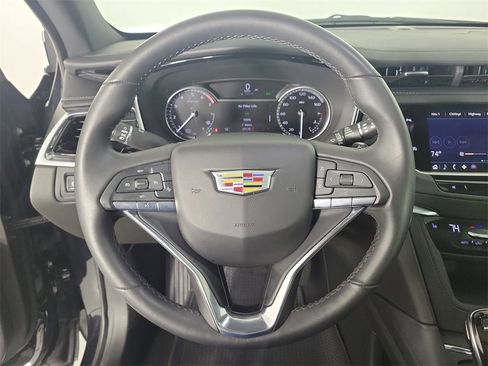 Certified 2024 Cadillac XT6 Luxury w/ LPO, Floor Liner Package image 22