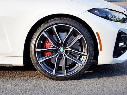 Used 2023 BMW 430i Coupe w/ M Sport Package image 8