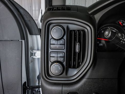 Used 2025 Chevrolet Silverado 3500 W/T AWD/4WD image 24