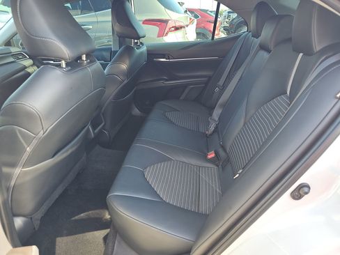 Used 2023 Toyota Camry SE FWD image 17