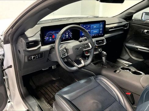 Used 2024 Ford Mustang GT Premium image 16