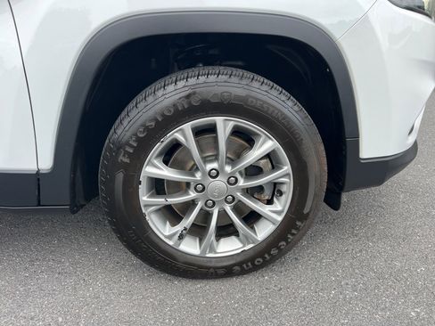 Used 2022 Jeep Cherokee Latitude Lux image 6