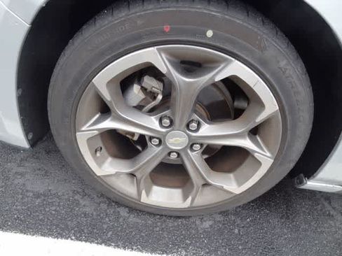Used 2020 Chevrolet Malibu LT FWD image 13