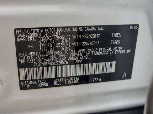 Certified 2025 Toyota RAV4 LE AWD/4WD image 24