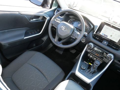 Certified 2025 Toyota RAV4 XLE w/ Convenience Package image 9