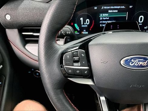 Used 2025 Ford Explorer ST AWD/4WD image 27