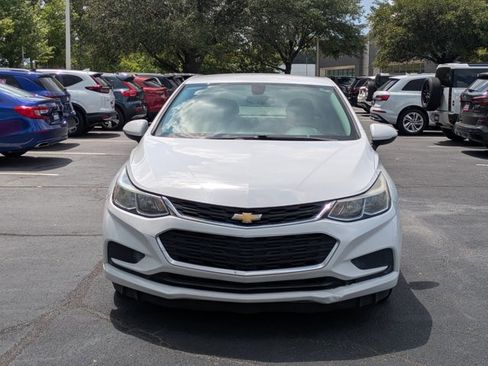 Used 2016 Chevrolet Cruze LS FWD image 2