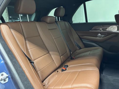 Used 2025 Mercedes-Benz GLE 450 4MATIC image 37