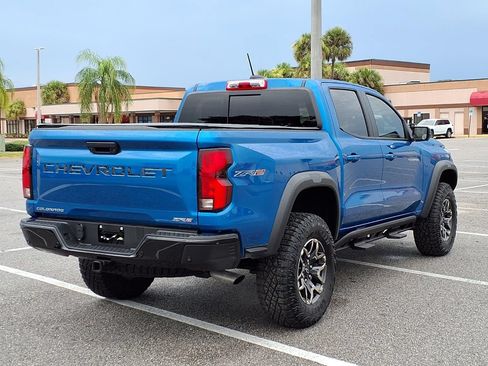 Used 2024 Chevrolet Colorado ZR2 w/ ZR2 Convenience Package III AWD/4WD image 7